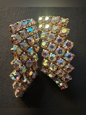 Earrings Aurora Borealis Crystal Rhinestones Cluster Clip-On  - Iridescent
